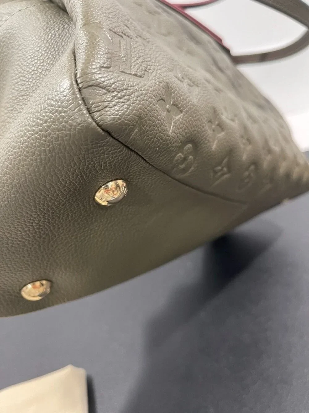 Louis Vuitton Ponthieu Shoulder/Crossbody Bag in Green (JB1449) - Picture 5 of 13